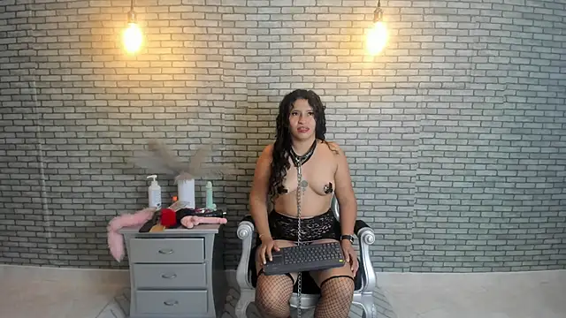 cony bigass online show from September 15, 2025, 12:38 pm