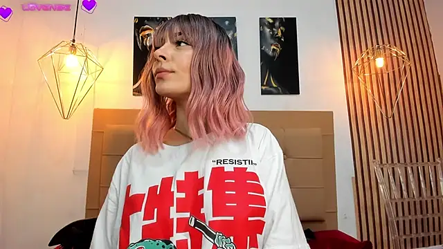 Snapshot of alesziarose chatting on October 5, 2025, 7:26 pm alesziarose online show from October 5, 2025, 7:26 pm