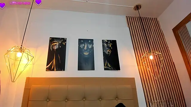 Snapshot of alesziarose chatting on September 11, 2025, 7:58 pm alesziarose online show from September 11, 2025, 7:58 pm