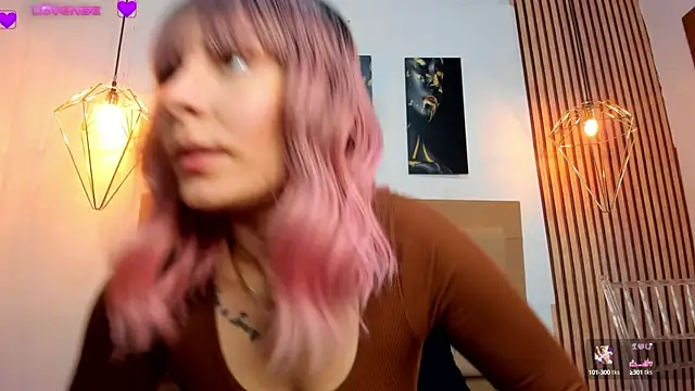 Snapshot of alesziarose chatting on September 18, 2025, 8:01 pm alesziarose online show from September 18, 2025, 8:01 pm