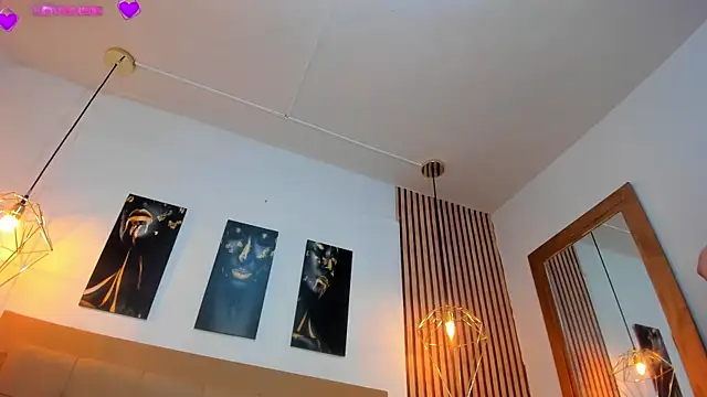 Snapshot of alesziarose chatting on October 1, 2025, 7:29 pm alesziarose online show from October 1, 2025, 7:29 pm