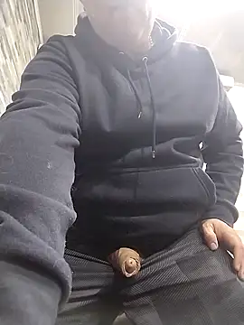 BigCristh79 online show from March 15, 2026, 4:30 am