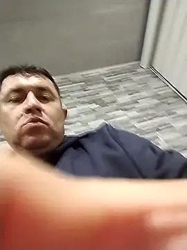 Snapshot of BigCristh79 chatting on November 8, 2025, 4:38 am BigCristh79 online show from November 8, 2025, 4:38 am