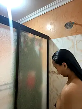 Snapshot of effie_castroo chatting on September 19, 2025, 8:35 pm effie castroo online show from September 19, 2025, 8:35 pm