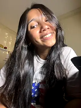 Snapshot of effie_castroo chatting on September 25, 2025, 3:45 am effie castroo online show from September 25, 2025, 3:45 am