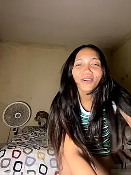 Snapshot of effie_castroo chatting on September 27, 2025, 2:28 am effie castroo online show from September 27, 2025, 2:28 am