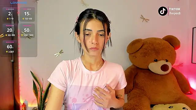 princessluna 19 online show from December 18, 2025, 8:45 pm