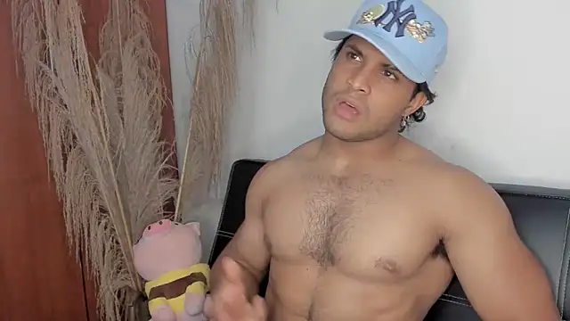 Snapshot of Evansdark1 chatting on September 30, 2025, 12:05 am Evansdark1 online show from September 30, 2025, 12:05 am