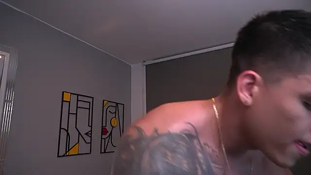 tyler muscle1 online show from February 20, 2026, 1:57 am