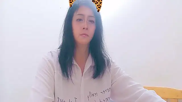 Snapshot of yueeraijj88 chatting on September 13, 2025, 11:43 am yueeraijj88 online show from September 13, 2025, 11:43 am