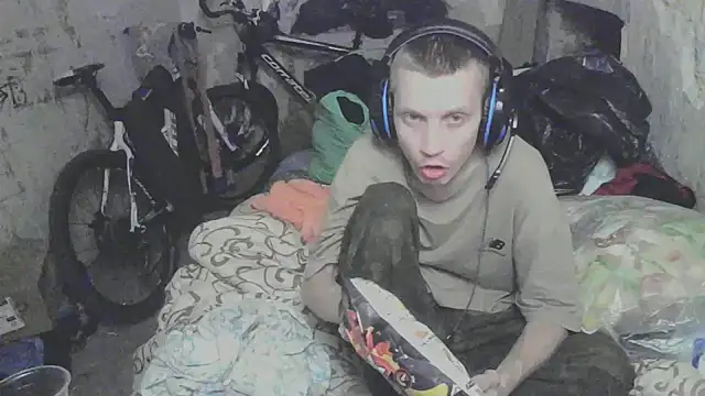 makarov1993 online show from September 10, 2025, 8:46 am