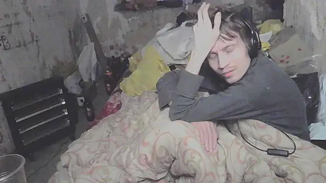 makarov1993 online show from April 13, 2026, 10:25 pm