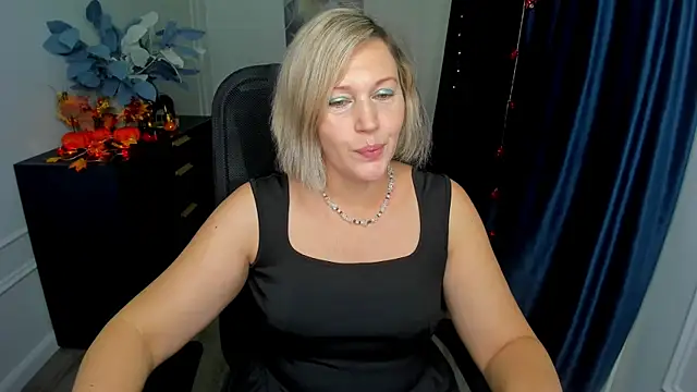 NinaStarle online show from October 22, 2025, 4:56 am