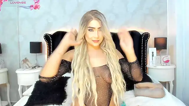 ViictoriaGrey online show from April 24, 2026, 3:41 am