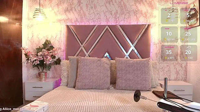 Snapshot of Aliice1_ chatting on September 25, 2025, 7:31 pm Aliice1 online show from September 25, 2025, 7:31 pm