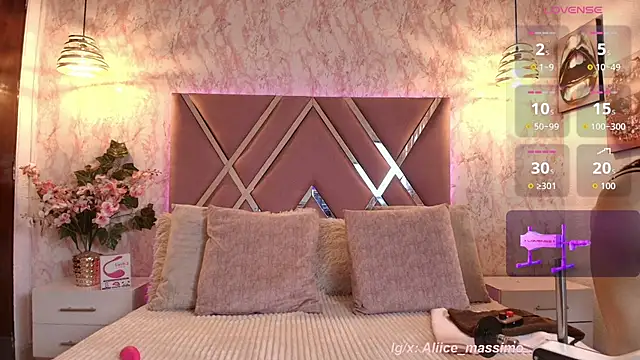 Snapshot of Aliice1_ chatting on September 22, 2025, 7:20 pm Aliice1 online show from September 22, 2025, 7:20 pm