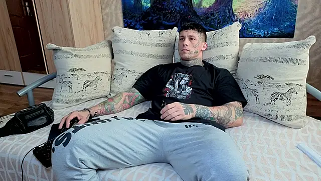 SKIRLINGOD online show from September 15, 2025, 6:14 am