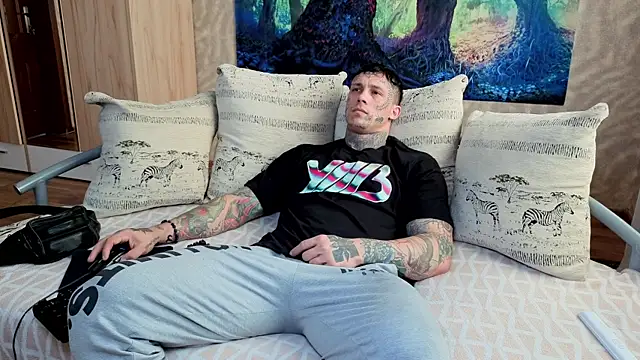 SKIRLINGOD online show from September 13, 2025, 5:18 am