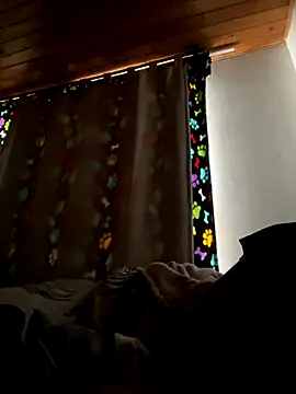 Snapshot of Michaell_Spinelly chatting on October 31, 2025, 2:02 pm Michaell Spinelly online show from October 31, 2025, 2:02 pm