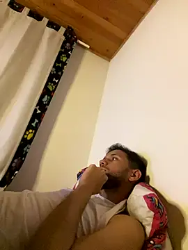 Snapshot of Michaell_Spinelly chatting on September 14, 2025, 3:29 am Michaell Spinelly online show from September 14, 2025, 3:29 am