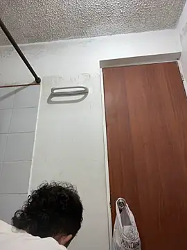 Snapshot of Michaell_Spinelly chatting on October 28, 2025, 7:35 pm Michaell Spinelly online show from October 28, 2025, 7:35 pm