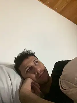 Snapshot of Michaell_Spinelly chatting on September 28, 2025, 4:52 am Michaell Spinelly online show from September 28, 2025, 4:52 am