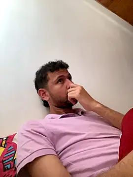 Snapshot of Michaell_Spinelly chatting on September 9, 2025, 5:22 pm Michaell Spinelly online show from September 9, 2025, 5:22 pm