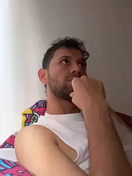 Snapshot of Michaell_Spinelly chatting on September 15, 2025, 5:57 pm Michaell Spinelly online show from September 15, 2025, 5:57 pm