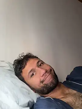 Snapshot of Michaell_Spinelly chatting on September 24, 2025, 3:18 pm Michaell Spinelly online show from September 24, 2025, 3:18 pm