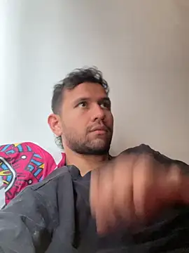 Snapshot of Michaell_Spinelly chatting on September 10, 2025, 4:50 pm Michaell Spinelly online show from September 10, 2025, 4:50 pm