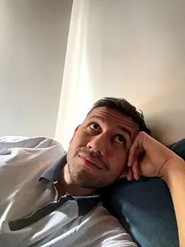 Snapshot of Michaell_Spinelly chatting on October 5, 2025, 2:19 pm Michaell Spinelly online show from October 5, 2025, 2:19 pm