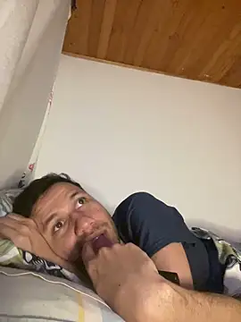 Snapshot of Michaell_Spinelly chatting on February 7, 2026, 1:02 am Michaell Spinelly online show from February 7, 2026, 1:02 am