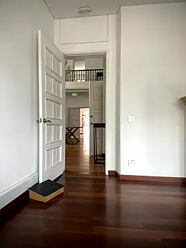 Snapshot of Manu0586 chatting on October 1, 2025, 5:17 pm Manu0586 online show from October 1, 2025, 5:17 pm