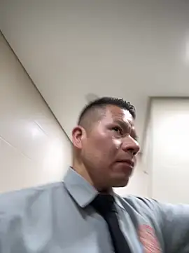 Manu0586 online show from March 31, 2026, 3:36 pm