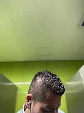 Snapshot of Manu0586 chatting on September 26, 2025, 11:55 pm Manu0586 online show from September 26, 2025, 11:55 pm