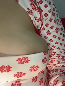 Sara782f online show from March 22, 2026, 7:04 pm