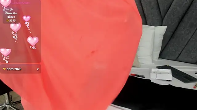 Snapshot of Cailinmilf chatting on September 19, 2025, 12:58 am Cailinmilf online show from September 19, 2025, 12:58 am