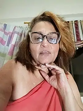 Snapshot of Cailinmilf chatting on September 23, 2025, 12:17 am Cailinmilf online show from September 23, 2025, 12:17 am