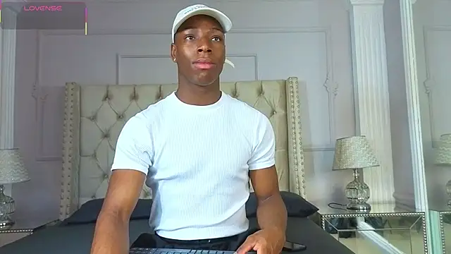 CharlesBrown  online show from May 8, 2026, 1:48 pm