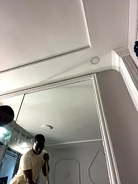 Snapshot of CharlesBrown_ chatting on October 1, 2025, 11:47 am CharlesBrown  online show from October 1, 2025, 11:47 am