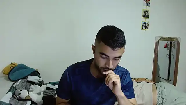 Maiki Foxx online show from November 30, 2025, 4:46 am