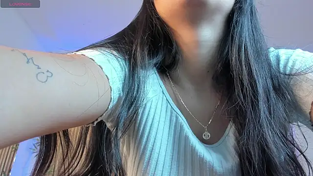 freyja sweet  online show from October 13, 2025, 12:07 pm