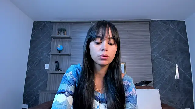 freyja sweet  online show from October 6, 2025, 11:33 am