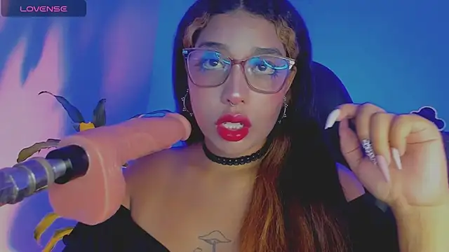 giselle upp online show from April 17, 2026, 2:03 am