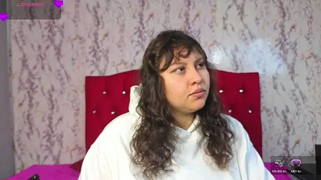 Snapshot of Larissa_Antonella chatting on September 30, 2025, 3:34 am Larissa Antonella online show from September 30, 2025, 3:34 am