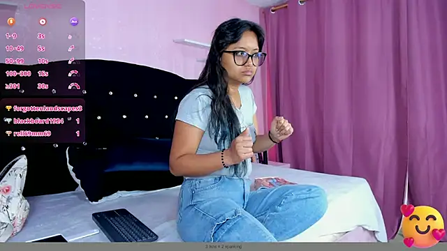 Azul Moon online show from September 28, 2025, 3:35 am