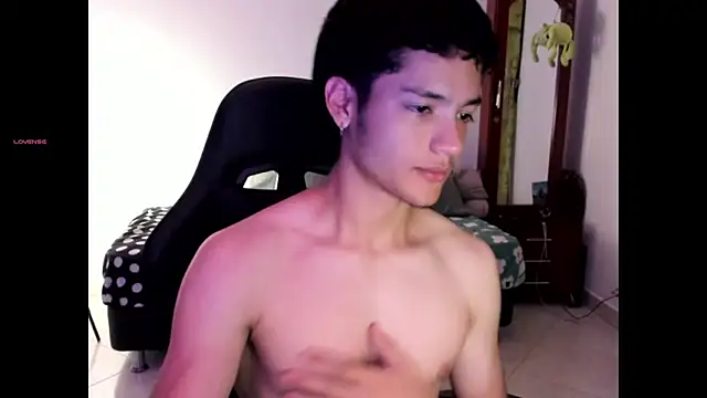 Snapshot of Oliver_and_kalypso chatting on September 20, 2025, 3:55 am Oliver and kalypso online show from September 20, 2025, 3:55 am