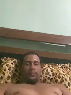 Snapshot of freedmar chatting on June 23, 2026, 12:19 am freedmar online show from June 23, 2026, 12:19 am