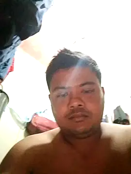 Snapshot of CatchingBouquet chatting on October 12, 2025, 9:38 pm CatchingBouquet online show from October 12, 2025, 9:38 pm