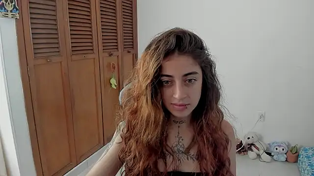 Snapshot of star_shooting8 chatting on March 2, 2026, 6:48 pm star shooting8 online show from March 2, 2026, 6:48 pm